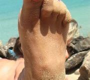 Her nasty toes Footfetish celebsa Footfetish joka